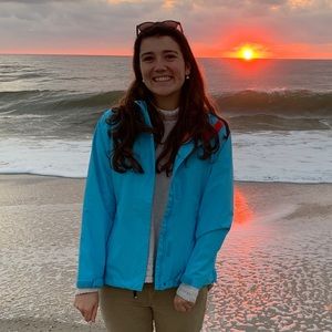 Meet your Posher, Caroline